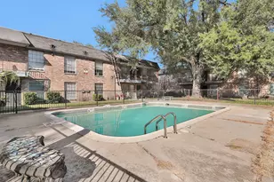 201 W Rosamond St, Houston, TX 77076 - Photo 18