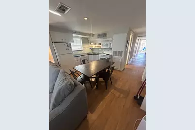 1611 Avenue N 1/2, Galveston, TX 77550 - Photo 8