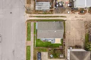 916 11th St, Galveston, TX 77550 - Photo 20