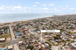 916 11th St, Galveston, TX 77550 - Photo 22