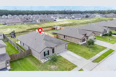 329 Kickapoo Drive, Anahuac, TX 77514 - Photo 6