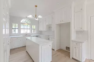 13715 Meadow Sweet Dr, Cypress, TX 77429 - Photo 10