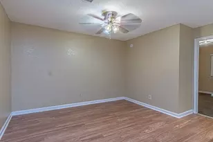 5218 Ave P, Galveston, TX 77551 - Photo 2