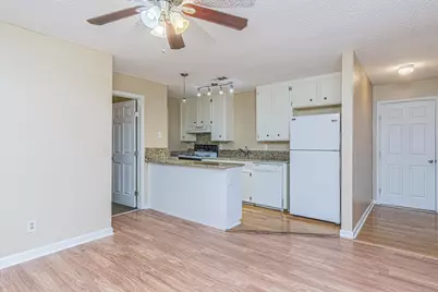 5218 Avenue P #1, Galveston, TX 77551 - Photo 4