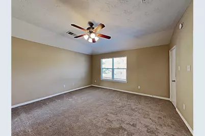 5010 Deerpath Drive, Conroe, TX 77303 - Photo 14