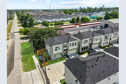 8916 Knoll Branch Dr Drive, Houston, TX 77080 - Photo 24