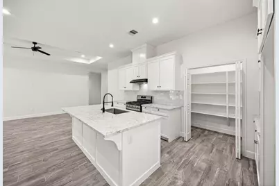 19319 Sears Drive, Houston, TX 77338 - Photo 14