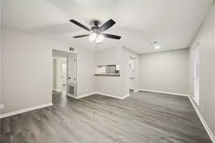 910 7th Ave N, Texas City, TX 77590 - Photo 4