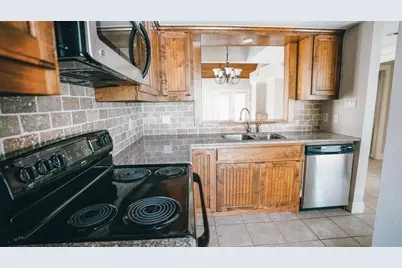 4144 Greystone Way #104, Sugar Land, TX 77479 - Photo 4