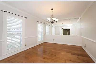 722 Crossroads Drive, Houston, TX 77079 - Photo 16