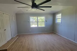 12018 Sandpiper Rd, Angleton, TX 77515 - Photo 18