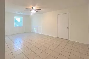 13701 Texarkana St, Houston, TX 77015 - Photo 18