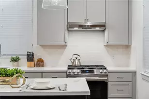 308 Jensen Dr, Houston, TX 77020 - Photo 16