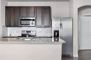 974 Harper Ln, Bryan, TX 77803 - Photo 10