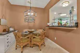 203 Green Isle Ave, Dickinson, TX 77539 - Photo 16
