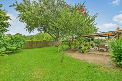 203 Green Isle Avenue, Dickinson, TX 77539 - Photo 4