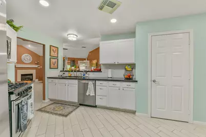 203 Green Isle Avenue, Dickinson, TX 77539 - Photo 16