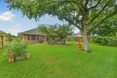 203 Green Isle Avenue, Dickinson, TX 77539 - Photo 40