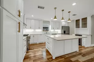 403 Moody St, Houston, TX 77009 - Photo 6