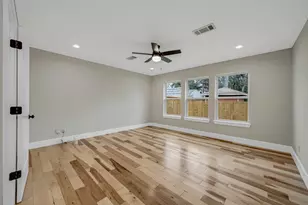 403 Moody St, Houston, TX 77009 - Photo 32