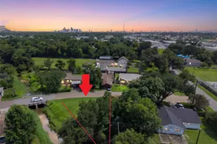 522 Surratt Dr, Houston, TX 77091 - Photo 1