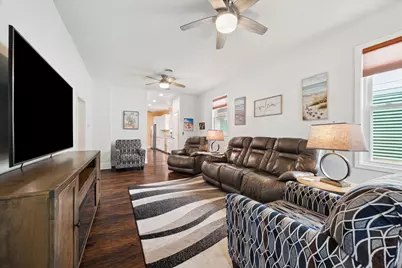 4109 Avenue R, Galveston, TX 77550 - Photo 4