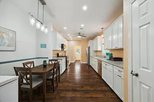 4109 Avenue R, Galveston, TX 77550 - Photo 6