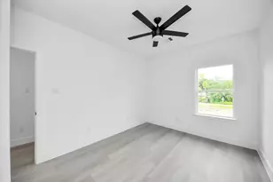 8218 Lawler St, Houston, TX 77051 - Photo 18