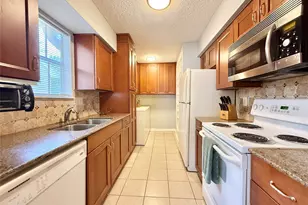 2800 Jeanetta St, Houston, TX 77063 - Photo 18