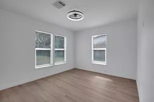 1504 N Travis St, Liberty, TX 77575 - Photo 16