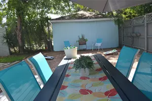 1624 Avenue K, Galveston, TX 77550 - Photo 30