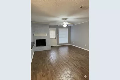 717 Blue Ridge Drive, Shenandoah, TX 77381 - Photo 2