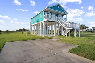 1317 Anderson Ave, Port Bolivar, TX 77650 - Photo 1