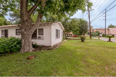 1312 16th Street, Huntsville, TX 77340 - Photo 18