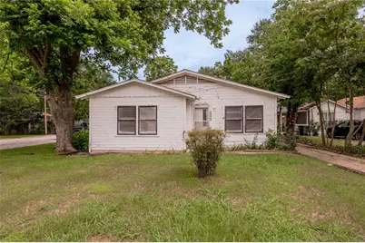 1312 16th Street, Huntsville, TX 77340 - Photo 1