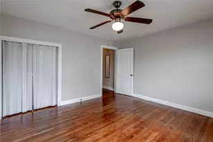 1312 16th St, Huntsville, TX 77340 - Photo 12