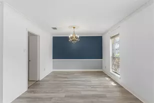 5622 Long Creek Ln, Houston, TX 77088 - Photo 10