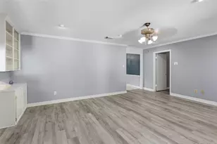 5622 Long Creek Ln, Houston, TX 77088 - Photo 12