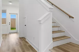 812 Elkhart St, Houston, TX 77091 - Photo 6