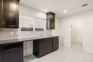 12939 Almeda Crossing Ct, Houston, TX 77048 - Photo 8