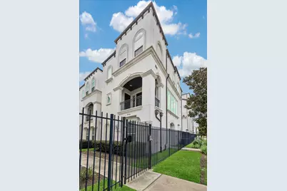 2710 Freund Street, Houston, TX 77003 - Photo 2
