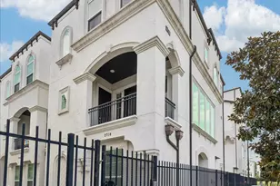 2710 Freund St, Houston, TX 77003 - Photo 2