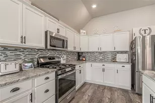 124 Worley Way, Huntsville, TX 77320 - Photo 12