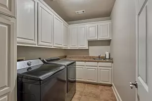 11560 Grand View Dr, Montgomery, TX 77356 - Photo 16