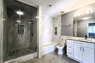 4911 Russett Ln, Sugar Land, TX 77479 - Photo 16