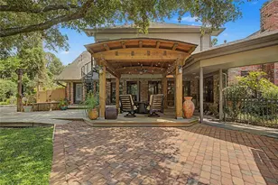 11 Holly Tree Ln, Spring, TX 77373 - Photo 30