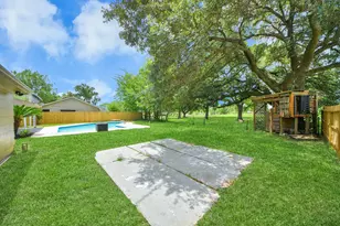 15538 Torry Pines Rd, Houston, TX 77062 - Photo 22