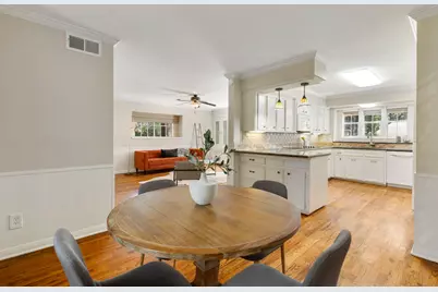 13711 Crickett Hollow Drive, Houston, TX 77069 - Photo 14