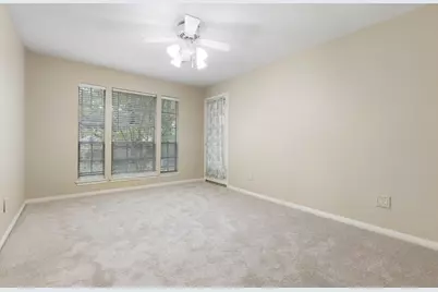 13711 Crickett Hollow Drive, Houston, TX 77069 - Photo 30