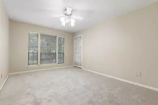 13711 Crickett Hollow Dr, Houston, TX 77069 - Photo 30